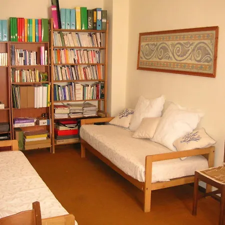 In The Center, Cozy Style
